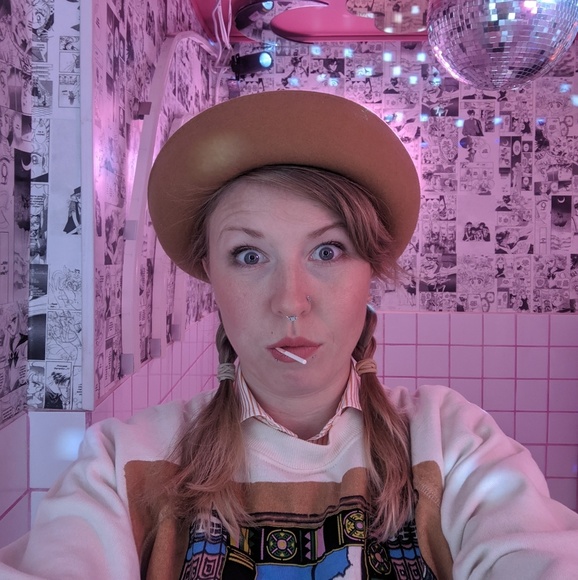 Meet your Posher, Terese calais - Picture 1 of 1